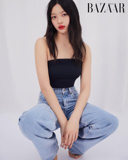 Ngoc Han Pham feet photo thumbnail