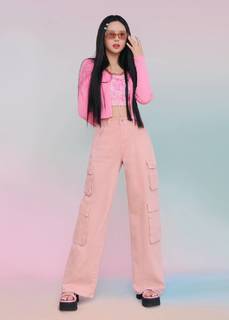 Ngoc Han Pham feet photo thumbnail