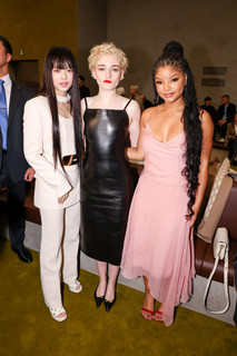 Ngoc Han Pham feet photo thumbnail