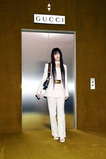 Ngoc Han Pham feet photo thumbnail