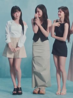 Ngoc Han Pham feet photo thumbnail