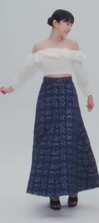 Ngoc Han Pham feet photo thumbnail