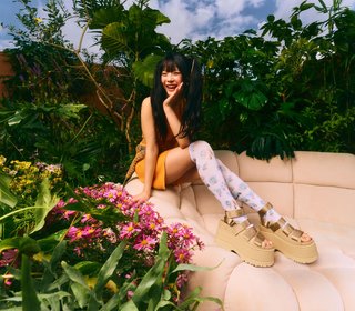 Ngoc Han Pham feet photo thumbnail