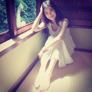 Ni Ni feet photo 6