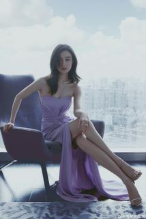 Ni Ni feet photo 5