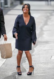 Nia Long feet photo thumbnail