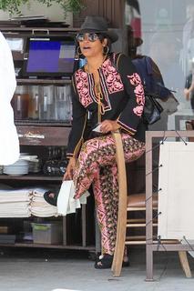 Nia Long feet photo thumbnail