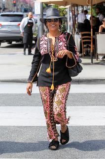 Nia Long feet photo thumbnail