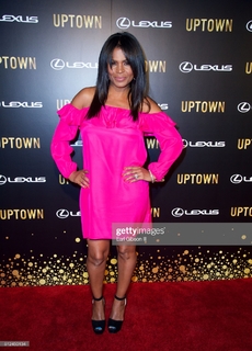 Nia Long feet photo thumbnail