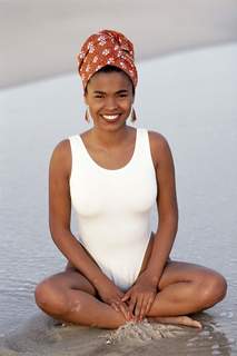 Nia Long feet photo thumbnail