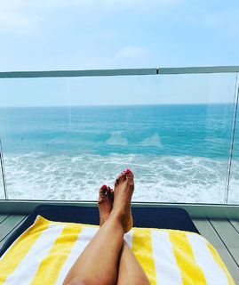 Nia Long feet photo thumbnail