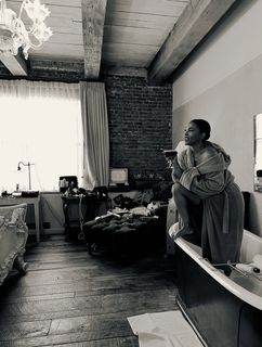 Nia Long feet photo thumbnail