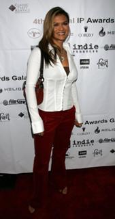 Nia Peeples feet photo thumbnail