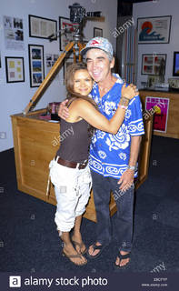 Nia Peeples feet photo thumbnail