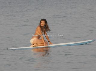 Nia Peeples feet photo thumbnail