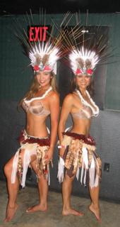 Nia Peeples feet photo thumbnail