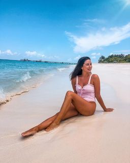 Nia Sanchez feet photo 13
