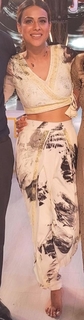 Nia Sharma feet photo thumbnail