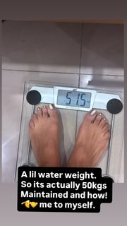 Nia Sharma feet photo thumbnail