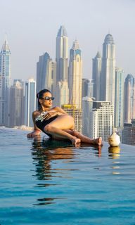 Nia Sharma feet photo thumbnail