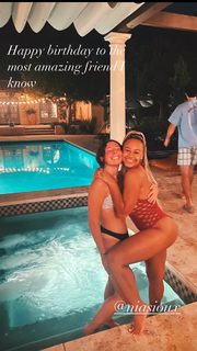 Nia Sioux feet photo 19