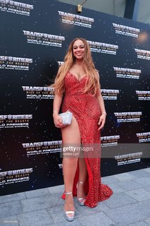 Nia Sioux feet photo 19