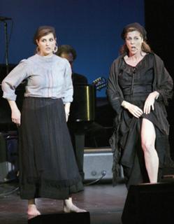 Nia Vardalos feet photo 3