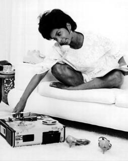 Nichelle Nichols feet photo 2