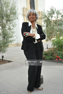 Nichelle Nichols feet photo 17