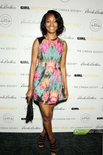Nichole Mercedes Robinson feet photo 15