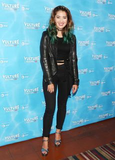 Nichole Sakura feet photo thumbnail