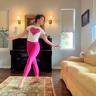 Nichole Sakura feet photo thumbnail