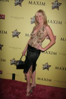 Nicholle Tom feet photo 10
