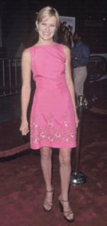 Nicholle Tom feet photo 17