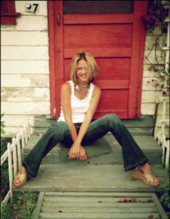 Nicki Aycox feet photo 6