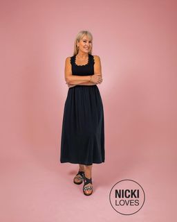 Nicki Chapman feet photo 8