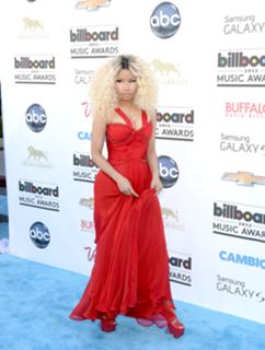 Nicki Minaj feet photo thumbnail