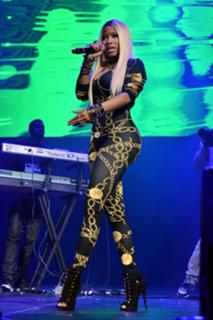 Nicki Minaj feet photo thumbnail
