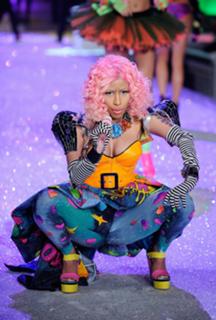 Nicki Minaj feet photo thumbnail