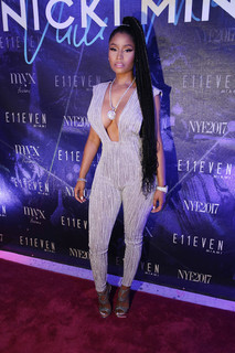 Nicki Minaj feet photo thumbnail
