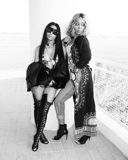 Nicki Minaj feet photo thumbnail