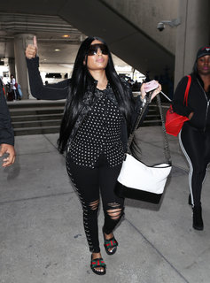 Nicki Minaj feet photo thumbnail