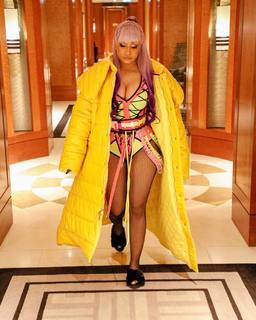Nicki Minaj feet photo thumbnail
