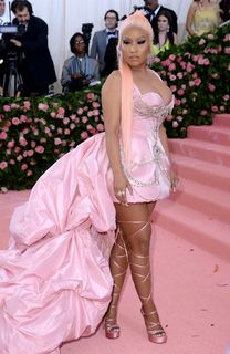 Nicki Minaj feet photo thumbnail