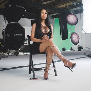Nicki Minaj feet photo thumbnail