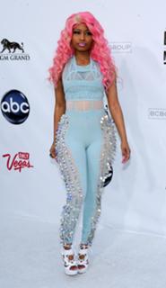 Nicki Minaj feet photo thumbnail