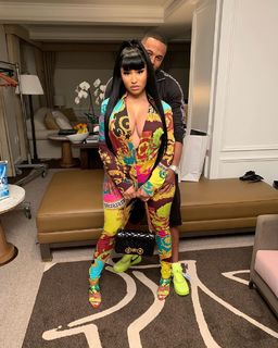 Nicki Minaj feet photo thumbnail