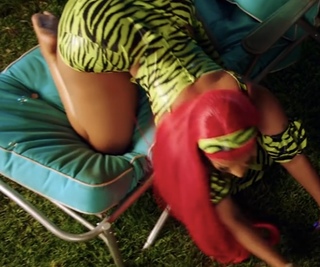 Nicki Minaj feet photo thumbnail