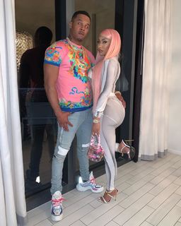 Nicki Minaj feet photo thumbnail