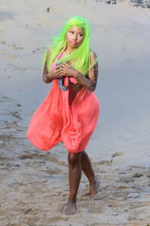 Nicki Minaj feet photo thumbnail